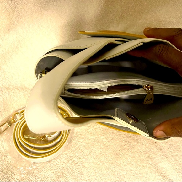 NWT yellow and white leather mini handbag . - Picture 5 of 6